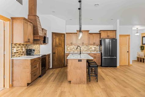 215 Emma Court Mapleton ND 58059