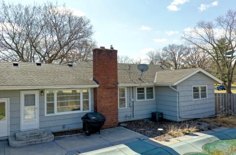 725 Pontiac Place Mendota Heights MN 55120