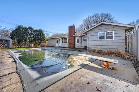 725 Pontiac Place Mendota Heights MN 55120