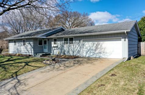 725 Pontiac Place Mendota Heights MN 55120