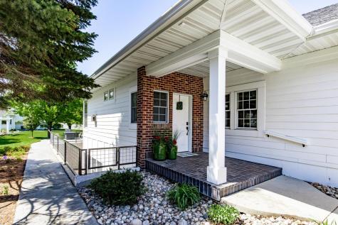 2516 Rose Creek Parkway S Fargo ND 58104