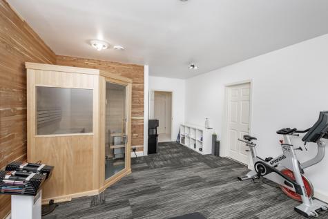 2516 Rose Creek Parkway S Fargo ND 58104