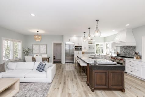 2516 Rose Creek Parkway S Fargo ND 58104