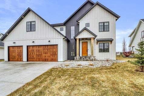 2439 Rivers Bend Drive E West Fargo ND 58078