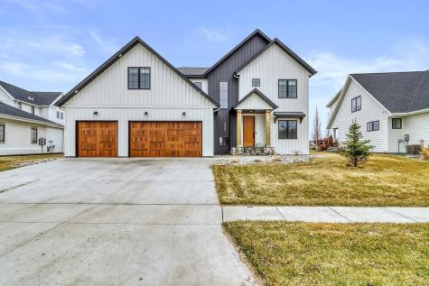 2439 Rivers Bend Drive E West Fargo ND 58078