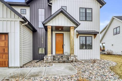 2439 Rivers Bend Drive E West Fargo ND 58078