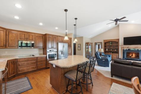 1411 Karnis Drive NW Alexandria MN 56308
