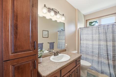1411 Karnis Drive NW Alexandria MN 56308