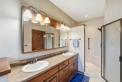 1411 Karnis Drive NW Alexandria MN 56308