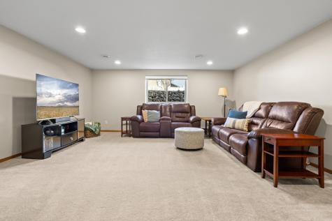 3737 Harrison Street S Fargo ND 58104