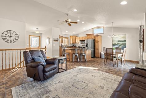 3737 Harrison Street S Fargo ND 58104