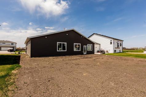 407 16th Street NE Dilworth MN 56529