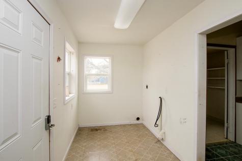 321 Highway 7 E Hutchinson MN 55350
