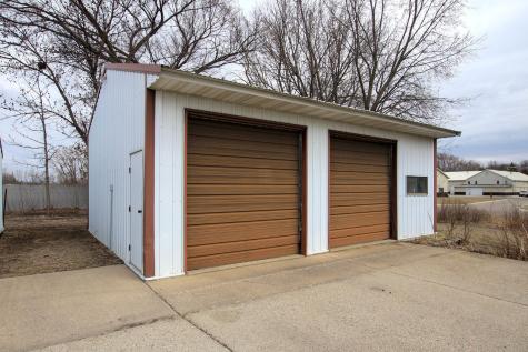 321 Highway 7 E Hutchinson MN 55350