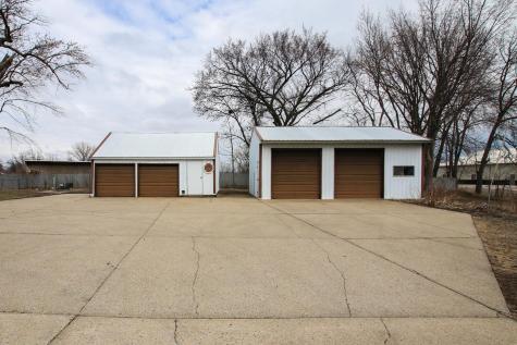 321 Highway 7 E Hutchinson MN 55350