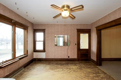 321 Highway 7 E Hutchinson MN 55350