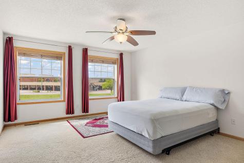 8262 Labont Way Eden Prairie MN 55344