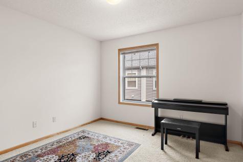 8262 Labont Way Eden Prairie MN 55344