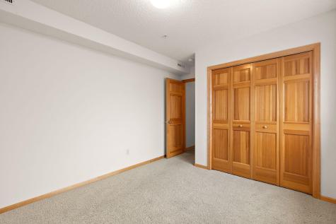 8262 Labont Way Eden Prairie MN 55344