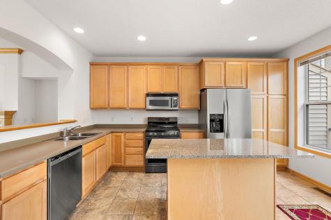 8262 Labont Way Eden Prairie MN 55344