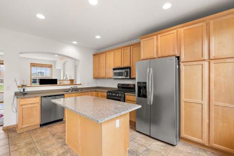 8262 Labont Way Eden Prairie MN 55344