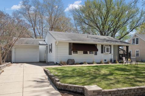 5929 Queen Avenue S Minneapolis MN 55410