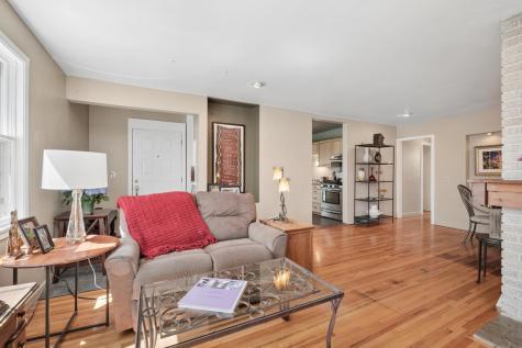 5929 Queen Avenue S Minneapolis MN 55410