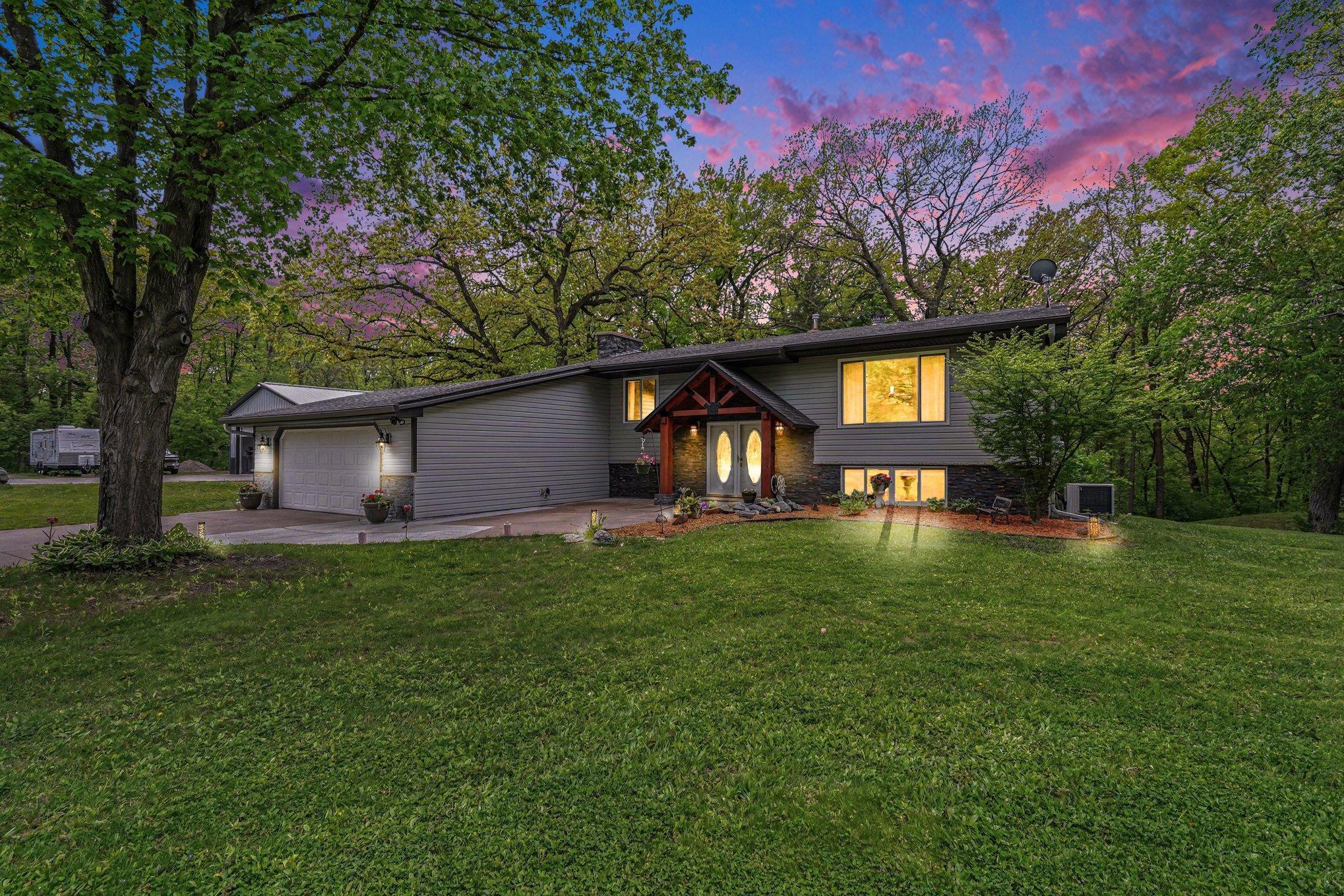 28264 Olinda Trail Lindstrom MN 55045