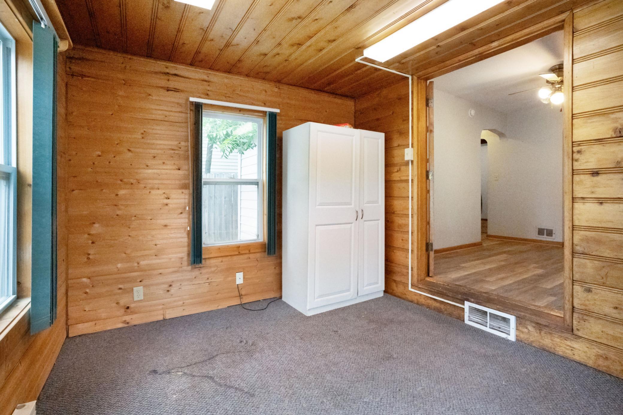 1307 2nd Avenue SW Austin MN 55912