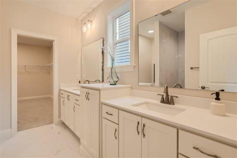 11798 Azure Lane Inver Grove Heights MN 55077