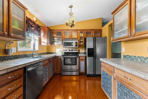 4836 9th Avenue S Fargo ND 58103