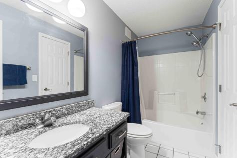 4836 9th Avenue S Fargo ND 58103