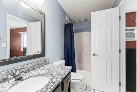 4836 9th Avenue S Fargo ND 58103