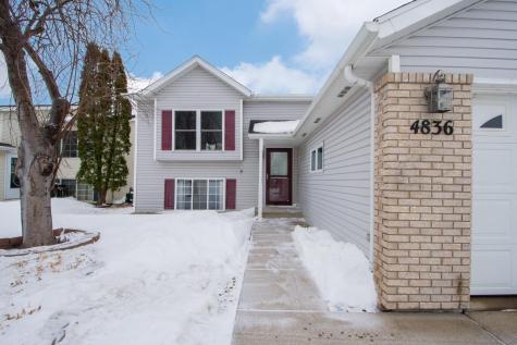 4836 9th Avenue S Fargo ND 58103