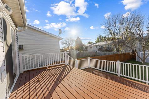 4836 9th Avenue S Fargo ND 58103