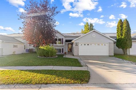 4836 9th Avenue S Fargo ND 58103