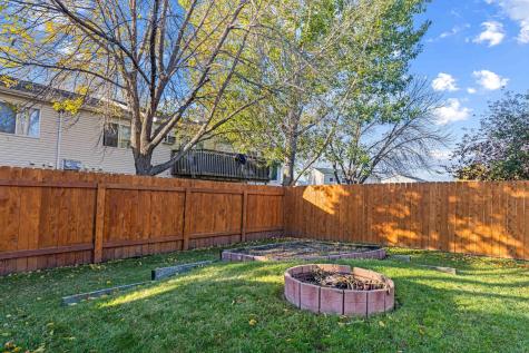 4836 9th Avenue S Fargo ND 58103