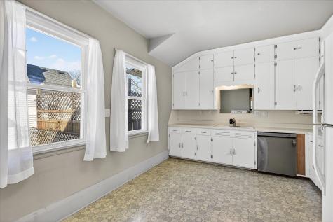 827 Lafond Avenue Saint Paul MN 55104