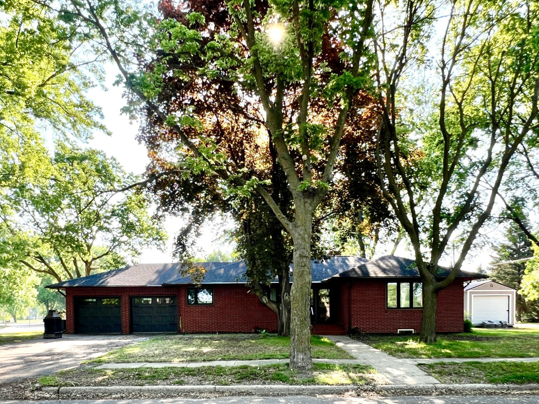 424 S Gaulke Street Appleton MN 56208