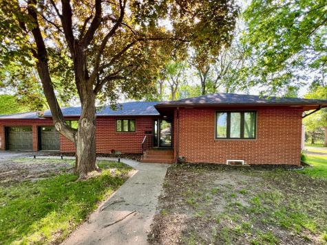 424 S Gaulke Street Appleton MN 56208