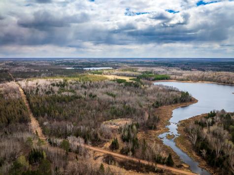 93001 Delong Road Wrenshall MN 55749