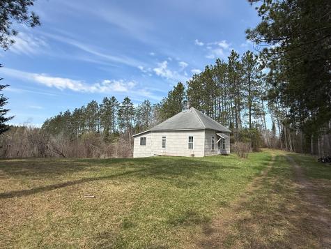 93001 Delong Road Wrenshall MN 55749