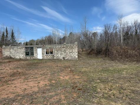 93001 Delong Road Wrenshall MN 55749