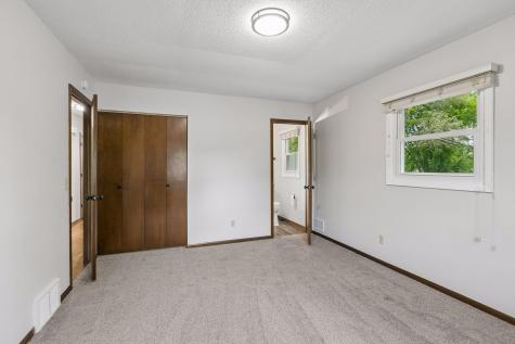 9030 45th Avenue N New Hope MN 55428