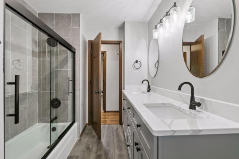 9030 45th Avenue N New Hope MN 55428
