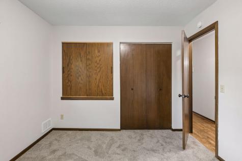 9030 45th Avenue N New Hope MN 55428