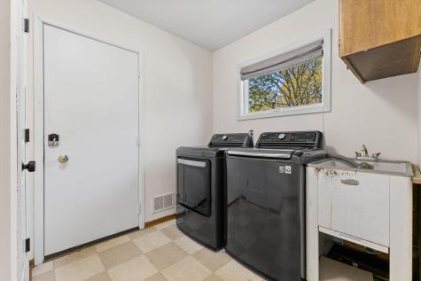 18420 29th Avenue N Plymouth MN 55447