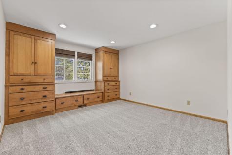 18420 29th Avenue N Plymouth MN 55447