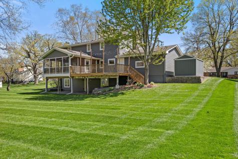 18420 29th Avenue N Plymouth MN 55447