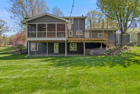18420 29th Avenue N Plymouth MN 55447